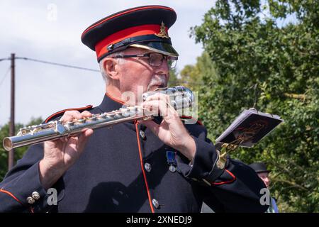 Ballyclare, Nordirland - 27. August 2022: Kellswater Flöte Band bei der jährlichen Parade der Royal Black Institution am vergangenen Samstag. Stockfoto