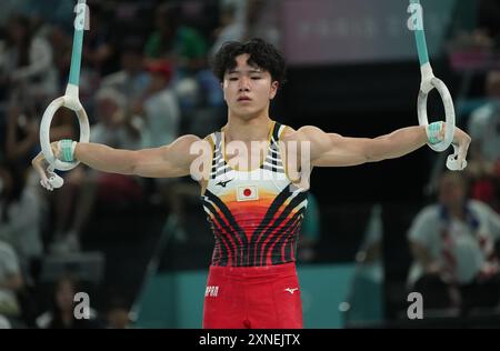 Paris, Frankreich. 31. Juli 2024. Shinnosuke Oka aus Japan tritt am Mittwoch, den 31. Juli 2024, bei den Olympischen Sommerspielen in Paris auf den Ringen auf. Foto: Pat Benic/UPI Credit: UPI/Alamy Live News Stockfoto