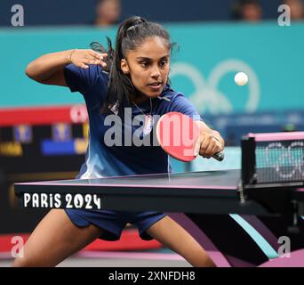 Paris, Frankreich. 31. Juli 2024. MANIKA BATRA besiegte Prithika Pavade (FRA) mit 4:0. Tischtennis, South Paris Arena 4. Frauen-Singles in der zweiten Runde, Manika Batra gegen Prithika Pavade (FRA). (Kreditbild: © Seshadri Sukumar/ZUMA Press Wire) NUR REDAKTIONELLE VERWENDUNG! Nicht für kommerzielle ZWECKE! Stockfoto