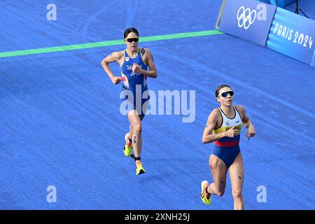 Paris, Frankreich. Kredit: MATSUO. 31. Juli 2024. Yuko Takahashi (JPN) Triathlon : Frauen bei den Olympischen Spielen 2024 in Paris in Pont Alexandre. Kredit: MATSUO . K/AFLO SPORT/Alamy Live News Stockfoto