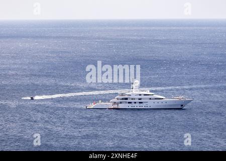 Luxus-Motoryacht ilona Stockfoto