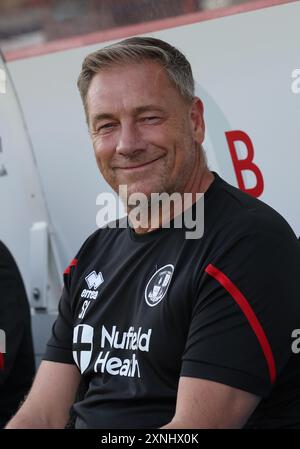 Crawley Town Manager Scott Lindsey Stockfoto