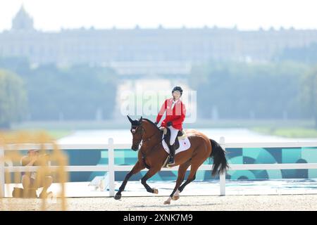 Versailles, Frankreich. August 2024. Taizo Sugitani (JPN) Equestrian : Qualifikation des Springteams bei den Olympischen Spielen 2024 in Paris im Chateau de Versailles in Versailles, Frankreich. Quelle: YUTAKA/AFLO SPORT/Alamy Live News Stockfoto