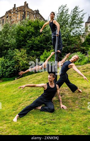 Edinburgh, Vereinigtes Königreich. 1. August 2024 im Bild: Der aufstrebende Choreograf Lewis Major präsentiert die britische Premiere von Triptych, einer seiner beiden preisgekrönten Shows im Assembly @ Dance Base als Teil des Portfolios von House of Oz auf der diesjährigen Edinburgh Fringe. Die Show findet am 2-25. August im Assembly @ Dance Base statt. Quelle: Rich Dyson/Alamy Live News Stockfoto