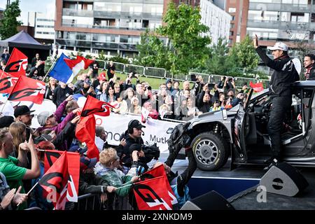 Fahrer Sebastien Ogier Und Co-Fahrer Vincent Landais Vom Team Toyota Gazoo Racing Wrt, Toyota Gr Yaris Rally1 Hybrid Credit: Independent Photo Agency Srl/Alamy Live News Stockfoto