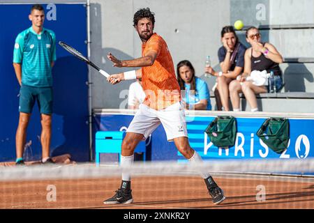 PARIS, FRANKREICH - 29. JULI: Robin Haase aus den Niederlanden tritt 2024 am 29. Juli 2024 im Roland-Garros-Stadion in Paris an. (Foto: Andre Weening/Orange Pictures) Stockfoto