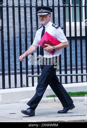 London, Großbritannien. August 2024. Chief Constable Gavin Stevens, Vorsitzender des National Police Chiefs Council. Die Polizeichefs kommen in der Downing Street 10 zu einem Treffen mit Premierminister Keir Starmer an. Dies ist eine Folge der Gewalt auf den Straßen Southport, Southend, London und Hartlepool. Quelle: Karl Black/Alamy Live News Stockfoto