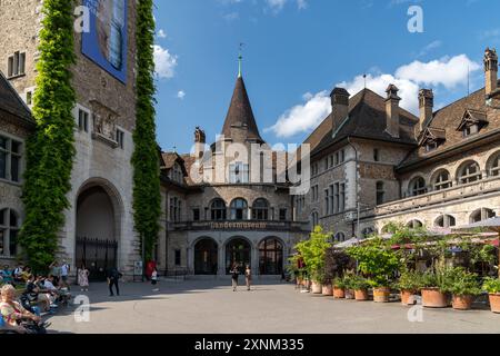 Zürich, Schweiz - 17. Juli 2024: Schweizerisches Nationalmuseum oder Landesmuseum in Zürich, Schweiz. Außenansicht Stockfoto