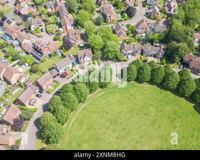 Aus der Vogelperspektive auf Kings Hill in Kent. Ein komplett neues Dorf, das 1989 gegründet wurde, ist eine gemischte Wohn- und Geschäftsgemeinde. Stockfoto