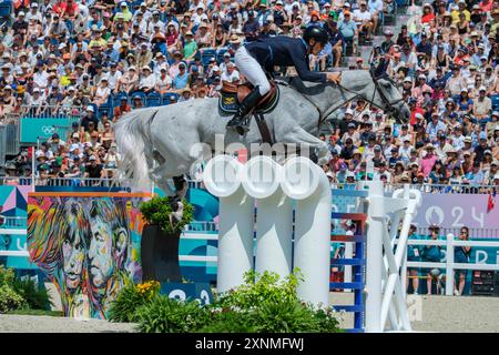 Versailles, Frankreich. August 2024. Peder FREDRICSON Riding CATCH ME NOT S, Equestrian, Jumping Team Qualifier während der Olympischen Spiele Paris 2024 am 1. August 2024 im Château de Versailles in Versailles, Frankreich - Foto Christophe Bricot/DPPI Media Credit: DPPI Media/Alamy Live News Stockfoto