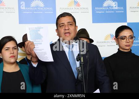 DENUNCIAS RC CANCILLER SOMMERFELD Quito, Donnerstag, 01. August 2024 Pressekonferenz von Movimiento Revolucion Ciudadana über den möglichen politischen Prozess gegen Außenminister Gabriela Sommerfeld wegen angeblichen Meineids und Führung von Konten und Geschäften in Steueroasen, Legislativpalast Lenin Barreno und Yahaira Urresta Fotos Quito Pichincha Ecuador POL DENUNCIAS RC CANCILLER SOMMERFELD debe27aab0e4370b5706256132da8f0f Copyright: xROLANDOxENRIQUEZx Stockfoto