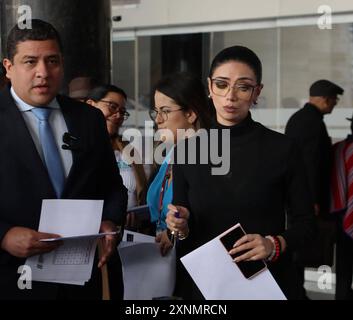 DENUNCIAS RC CANCILLER SOMMERFELD Quito, Donnerstag, 01. August 2024 Pressekonferenz des Movimiento Revolucion Ciudadana über den möglichen politischen Prozess vor der Kanzlerin Gabriela Sommerfeld, wegen angeblichen Meineids und der Führung von Konten und Unternehmen in Steueroasen, Palacio Legislativo Lenin Barreno y Yahaira Urresta Fotos Quito Pichincha Ecuador POL DENUNCIAS RC CANCILLER SOMMERFELD 9ab657c0675dc6b5d3b0dea7be088a06 Copyright: xROLANDOxENRIQUEZx Stockfoto