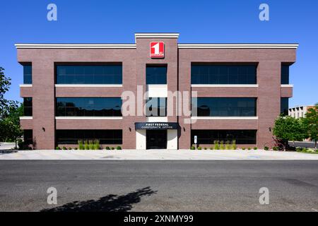 Twin Falls, ID, USA - 23. Juni 2024; Bürogebäude der First Federal Mutual Bank in Twin Falls Stockfoto