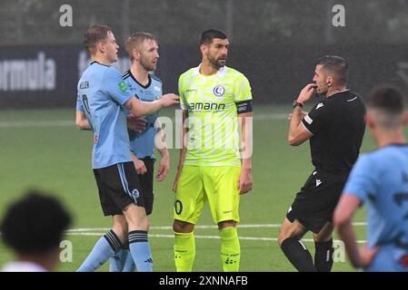 Nordragota, Färöer. August 2024. Gent's Stefan Mitrovic, dargestellt während des Spiels zwischen der belgischen Fußballmannschaft KAA Gent und der Färöer Vikingur, dem Rückspiel der 2. Qualifikationsrunde der UEFA Conference League, Donnerstag, den 1. August 2024 in Nordragota, Färöer Inseln. Gent gewann das erste Leg mit 4:1. BELGA FOTO JILL DELSAUX Credit: Belga News Agency/Alamy Live News Stockfoto