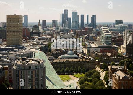 Die Skyline von Manchester zeigt die Hochhäuser am Deansgate Square Stockfoto