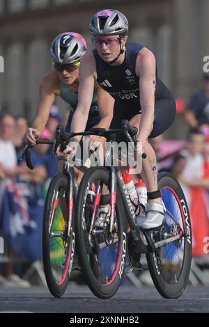 Georgia Taylor-Brown aus Großbritannien während des Olympischen Triathlons Paris am 31. Juli 2024 in Paris Stockfoto