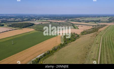 Wasserschiff unten in Hampshire Aerial View in Summer Sunshine Stockfoto