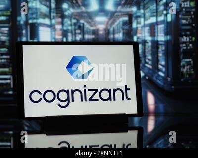 In dieser Abbildung ist ein Logo der Cognizant Technology Solutions Corporation auf einem Tablet zu sehen. Stockfoto