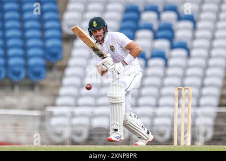 1. August 2024: Der südafrikanische Aiden Markram spielt den Ball in die Beinseite während des ersten Innings Südafrikas bei der Südafrikaner Tour des West Indies warm Up Matches in der Brian Lara Cricket Academy am 1. August 2024 in Tarouba. (Foto: Daniel Prentice/Alamy) Credit: Daniel Prentice/Alamy Live News Stockfoto