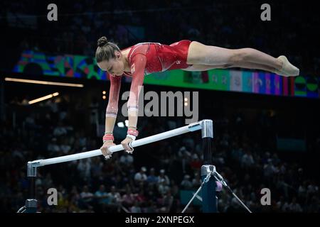 Naomi Visser ( NED ) ungleichmäßige Bars, Kunstturnen, Frauen-Allround-Finale während der Olympischen Spiele Paris 2024 am 1. August 2024 in der Bercy Arena in Paris, Frankreich - Foto Federico Pestellini / Panorama / DPPI Media Stockfoto