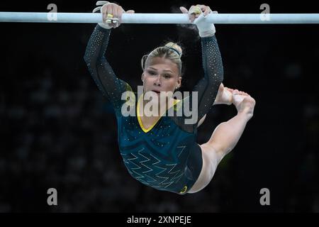 Paris, Frankreich. August 2024. Ruby Pass ( aus ) ungleichmäßige Bars, Kunstturnen, Allround-Finale der Frauen während der Olympischen Spiele Paris 2024 am 1. August 2024 in der Bercy Arena in Paris, Frankreich - Foto Federico Pestellini/Panorama/DPPI Media Credit: DPPI Media/Alamy Live News Stockfoto