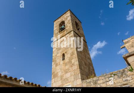 Famagusta. Zypern - 04.20.2024 Apostel Barnabas Kirche mit Rosette Fenster, Zypern Stockfoto