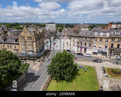 Bettys Cafe Tea Rooms im Stadtzentrum von Harrogate, North Yorkshire, England Stockfoto