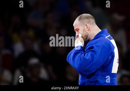 PARIS: Judoka Jelle Snippe im Kampf gegen Lukas Krpalek aus Tschechien bei den Olympischen Spielen. ANP KOEN VAN WEEL Stockfoto