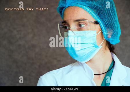 Immunisierung und Impfthema, Arzt auf dem Banner mit medizinischer Nadel Stockfoto