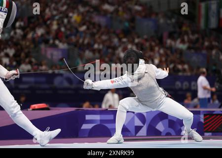 Paris, Frankreich. August 2024. Sera Azuma (JPN) Fechten : das Halbfinale des Women's Foil Team während der Olympischen Spiele 2024 im Grand Palais in Paris. Quelle: Koji Aoki/AFLO SPORT/Alamy Live News Stockfoto