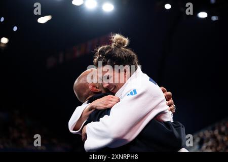 BELLANDI Alice (Italien, weiß) vs SAMPAIO Patricia (Portugal, blau), im Bild Jubel von BELLANDI Alice (Italien, weiß) ueber den Sieg, FRA, Olympische Spiele Paris 2024, Judo, Damen bis 78 kg, Final Session, 01.08.2024 Foto: Eibner-Pressefoto/Michael Memmler Stockfoto