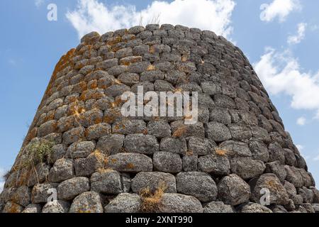 Alte Nuraghe auf Sardinien Stockfoto