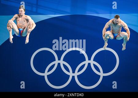 BOUYER Jules und JANDARD Alexis aus Frankreich während des Synchronfinales des 3-m-Sprungbretts der Männer&#39, Olympischen Spiele Paris 2024 am 2. August 2024 im Aquatics Centre in Saint-Denis, Frankreich Stockfoto