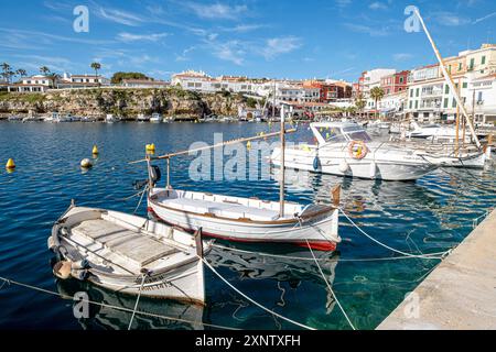 Anlegestellen auf Cales Fonts, Hafen von Mahón, Menorca, balearen, Spanien Stockfoto