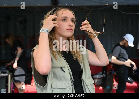 LONDON, ENGLAND: 2. August 2024: Jojo Deevoy tritt beim Cloud X Festival 2024 auf, dem führenden unabhängigen Festival für R&B, Soul und Alt-Rap at the Cause, 60 Dock Road, London, UK. (Foto: Siehe Li/Picture Capital) Stockfoto