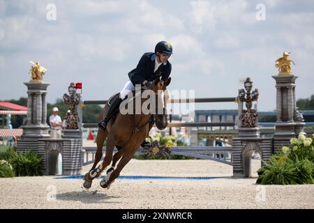 Versailles, Frankreich. August 2024. Von ECKERMANN Henrik von Schweden reitet KÖNIG EDWARD während des Mannschaftsspringfinals - Olympische Spiele Paris 2024 im Château de Versailles, nahe Paris, Frankreich (Richard Callis/SPP) Credit: SPP Sport Press Photo. /Alamy Live News Stockfoto