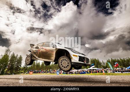 05 PAJARI Sami, MALKONEN Enni, Toyota GR Yaris Rally1, Aktion während der Rallye, Finnland. , . WRC World Rallye Car Championship, vom 1. Bis 4. August 2024 in Jyvaskyla, Finnland - Foto Nikos Katikis/DPPI Credit: DPPI Media/Alamy Live News Stockfoto