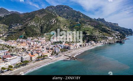 Luftlinie von Maiori, Amalfiküste, UNESCO-Weltkulturerbe, Kampanien, Italien, Europa Stockfoto