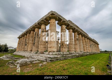 Die griechischen Tempel von Paestum, UNESCO-Weltkulturerbe, Kampanien, Italien, Europa Stockfoto