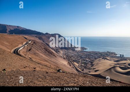 Blick auf Iquique, Atacama-Wüste, Chile, Südamerika Stockfoto