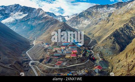 Luftfahrt von Sewell Mining Town, UNESCO-Weltkulturerbe, Chile, Südamerika Stockfoto