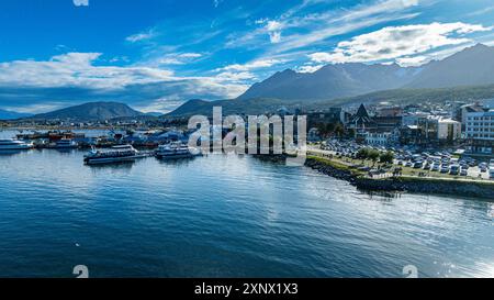 Luftaufnahme von Ushuaia, Beagle Channel, Feuerland, Argentinien, Südamerika Stockfoto