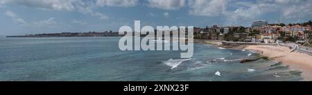 Panoramablick auf die portugiesische Riviera von Sao Pedro do Estoril nach Cascais, etwa 25 km westlich von Lissabon, Portugal, Europa Stockfoto