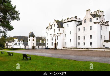 Blair Castle, Heimat der letzten verbliebenen privaten Armee Europas, der Atholl Highlanders, Blair Atholl, Perthshire, Highlands, Schottland, Vereinigtes Königreich Stockfoto