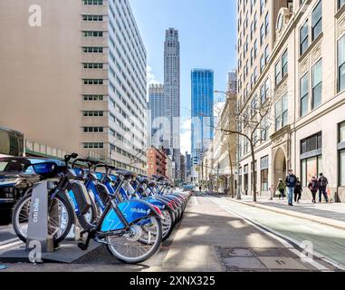 Fahrräder können unter dem Citi Bike System gemietet werden, das 33000 Fahrräder an 1900 Stationen in New York City, USA, vermietet Stockfoto