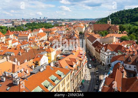 Kleine Stadt, vom Nikolaus-Glockenturm aus gesehen, UNESCO-Weltkulturerbe, Prag, Böhmen, Tschechien (Tschechien), Europa Stockfoto