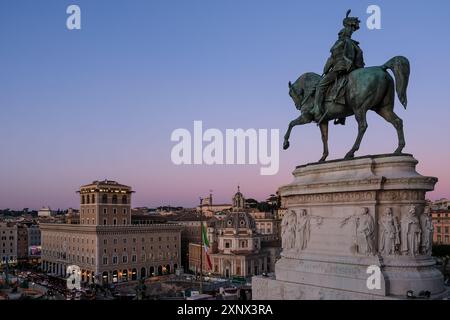 Reiterstatue, Victor Emmanuel II. Nationaldenkmal des ersten Königs eines Vereinten Italien, Rom, Latium, Italien Stockfoto