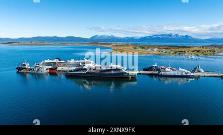 Luftaufnahme von Ushuaia, Beagle Channel, Tierra del Fuego, Argentinien, Südamerika Copyright: MichaelxRunkel 1184-12527 Stockfoto