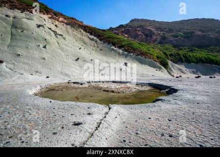 Cane Malu Mondkrater voller Wasser, Sardinien, Italien, Mittelmeer, Europa Copyright: LuisxPina 1346-301 Stockfoto