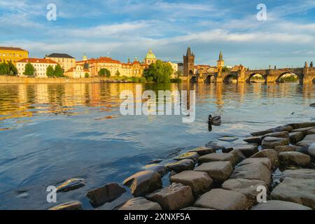 Karlsbrücke bei Sonnenuntergang, UNESCO-Weltkulturerbe, Prag, Böhmen, Tschechische Republik Tschechien, Europa Copyright: JanxMiracky 1359-1158 Stockfoto